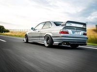 Gebraucht BMW 320 M Sport 150 PS (110 kW) 1993 Silber Coupé