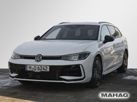 Gebraucht VW Passat Sound 265 PS (194 kW) 2025 Pure white Kombi