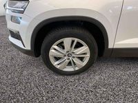 Gebraucht Skoda Karoq Selection 150 PS (110 kW) 2025 Moonweiss metallic SUV