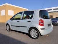 Gebraucht Renault Modus 88 PS (64 kW) 2005 Silber Van / Kleinbus