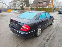 Gebraucht Mercedes E350 Avantgarde 272 PS (200 kW) 2005 Blau Limousine
