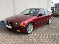 Gebraucht BMW 320 Performance 150 PS (110 kW) 1991 Rot Limousine