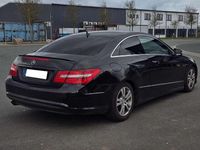 Gebraucht Mercedes E200 Avantgarde 184 PS (135 kW) 2013 Schwarz Coupé