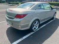 Gebraucht Opel Astra 140 PS (102 kW) 2007 Silber Cabrio