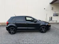Gebraucht VW Polo 90 PS (66 kW) 2015 Schwarz Kleinwagen