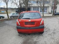 Gebraucht Kia Rio Basis 97 PS (71 kW) 2009 Rot Limousine