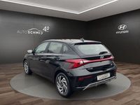Gebraucht Hyundai i20 Trend 101 PS (74 kW) 2025 Phantom black / met Limousine