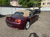 Gebraucht BMW Z4 192 PS (141 kW) 2004 Violet Cabrio