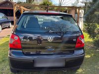 Gebraucht VW Polo 60 PS (44 kW) 2003 Schwarz Kleinwagen