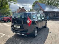 Gebraucht Dacia Lodgy Stepway 131 PS (96 kW) 2022 Grau Van / Kleinbus