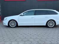 Gebraucht Skoda Superb 140 PS (102 kW) 2013 Weiß Kombi