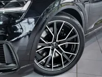 Gebraucht Audi SQ8 Ambiente 436 PS (320 kW) 2020 Schwarz SUV