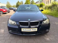 Gebraucht BMW 318 122 PS (89 kW) 2009 Blau Limousine
