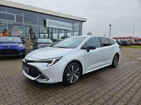 Neu Toyota Corolla 196 PS (144 kW) 2025 Platinum white pearl mc. Kombi