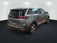 Gebraucht Peugeot 5008 Allure 131 PS (96 kW) 2023 Lackierung platiniumgrau/meta SUV