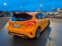 Gebraucht Ford Focus ST 280 PS (205 kW) 2022 Orange Limousine