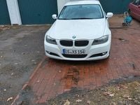Gebraucht BMW 320 Efficient Dynamics 163 PS (119 kW) 2012 Weiß Kombi