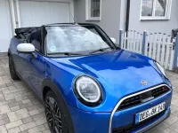 Gebraucht Mini Cooper S Cabriolet Favoured 204 PS (150 kW) 2024 Blau Cabrio