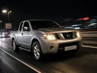 Gebraucht Nissan Navara 190 PS (139 kW) 2012 Silber Pickup