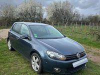 Gebraucht VW Golf VI Team 122 PS (89 kW) 2010 Blau Kleinwagen