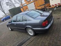 Gebraucht BMW 528 193 PS (141 kW) 1997 Grau Limousine