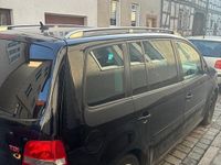 Gebraucht VW Touran 140 PS (102 kW) 2004 Schwarz Van / Kleinbus