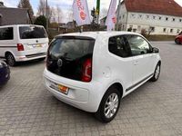Gebraucht VW up! CLUB 75 PS (55 kW) 2015 Pure white Kleinwagen
