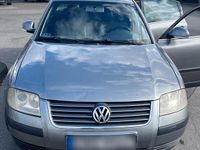Gebraucht VW Passat 116 PS (85 kW) 2004 Grau Limousine