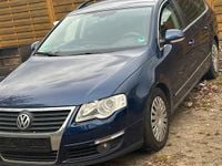Gebraucht VW Passat 140 PS (102 kW) 2008 Blau Kombi