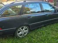 Gebraucht Mercedes C180 143 PS (105 kW) 2003 Schwarz Kombi