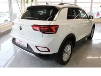 Gebraucht VW T-Roc Life 116 PS (85 kW) 2024 Weiß SUV