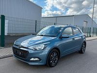 Gebraucht Hyundai i20 Active 84 PS (61 kW) 2017 Blau Kleinwagen