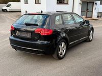 Używany Audi A3 Ambition 140 KM (102 kW) 2011 Czarny Hatchback