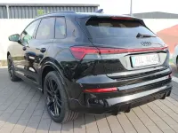 Gebraucht Audi Q4 e-tron S-Line 250 kW (340 PS) 2026 Schwarz SUV