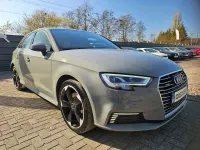 Gebraucht Audi e-tron Sport 150 PS (110 kW) 2020 Grau SUV