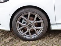 Gebraucht Ford Fiesta ST-Line 101 PS (74 kW) 2023 Weiß Kleinwagen