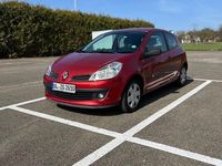 Gebraucht Renault Clio III 88 PS (64 kW) 2006 Rot Coupé
