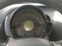 Gebraucht Peugeot 108 Active 72 PS (52 kW) 2020 Weiß Kleinwagen