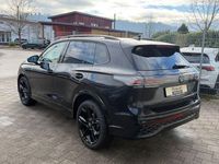 Gebraucht VW Tiguan R-line 150 PS (110 kW) 2025 Schwarz SUV