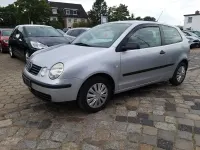 Gebraucht VW Polo Basis 54 PS (39 kW) 2004 Silber Limousine