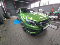 Gebraucht Mercedes GLA200 AMG 156 PS (114 kW) 2016 Grün SUV