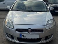 Gebraucht Fiat Bravo 150 PS (110 kW) 2009 Silber Kleinwagen