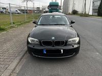 Gebraucht BMW 118 143 PS (105 kW) 2010 Schwarz Kleinwagen