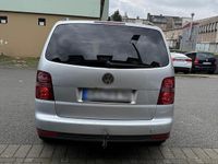 Gebraucht VW Touran 140 PS (102 kW) 2009 Silber Van / Kleinbus