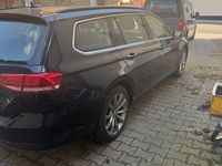 Gebraucht VW Passat Comfortline 150 PS (110 kW) 2015 Schwarz Kombi