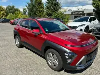 Gebraucht Hyundai Kona Trend 120 PS (88 kW) 2024 Rot SUV