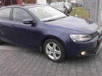 Gebraucht VW Jetta Comfortline 105 PS (77 kW) 2011 Blau Limousine