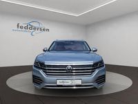 Gebraucht VW Touareg Elegance 286 PS (210 kW) 2023 Oyster silver metallic (metallic) SUV