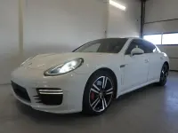 Gebraucht Porsche Panamera Turbo 519 PS (381 kW) 2014 Weiß Kleinwagen