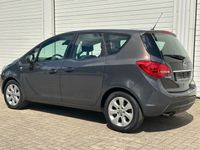 Gebraucht Opel Meriva Edition 140 PS (102 kW) 2013 Grau Van / Kleinbus